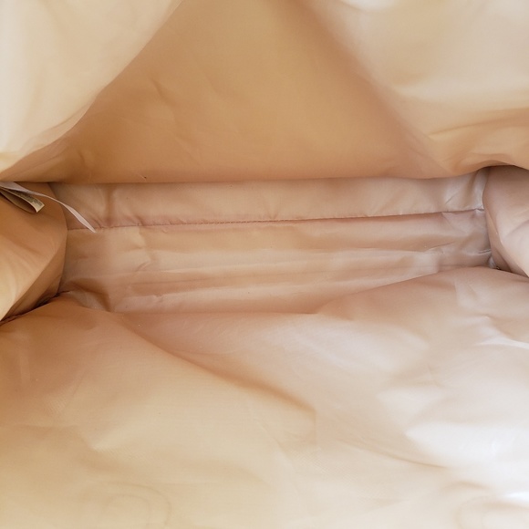 Vintage Gold Tone Handbag! - Picture 2 of 2